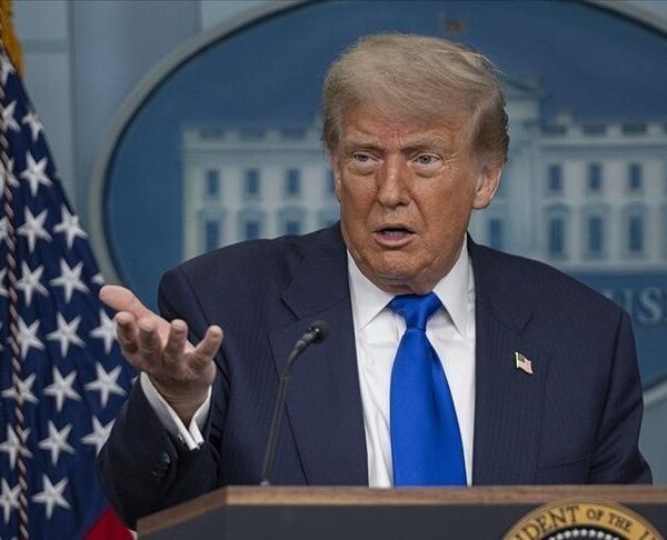 Trump asks Zelensky to cede captured territories to Russia